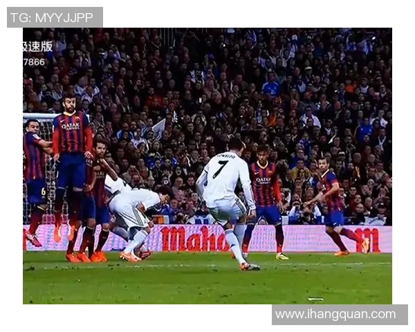 足球明星背景装饰画的魅力与艺术价值探讨